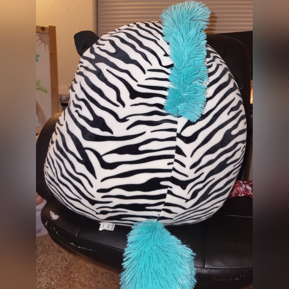 Squishmallow - Picture 3 of 9